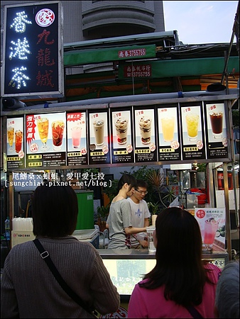 萬國牛排：［高雄鼓山］瑞豐夜市：萬國牛排、九龍城陳記香港茶、岩武將、阿3脆皮雞蛋糕＠捷運巨蛋站