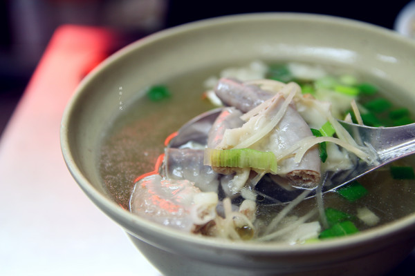 喜相逢米粉湯：【新北市淡水區。小吃】喜相逢米粉湯 近淡水捷運站淡水老街 食尚玩家報導 淡水人的古早味美食