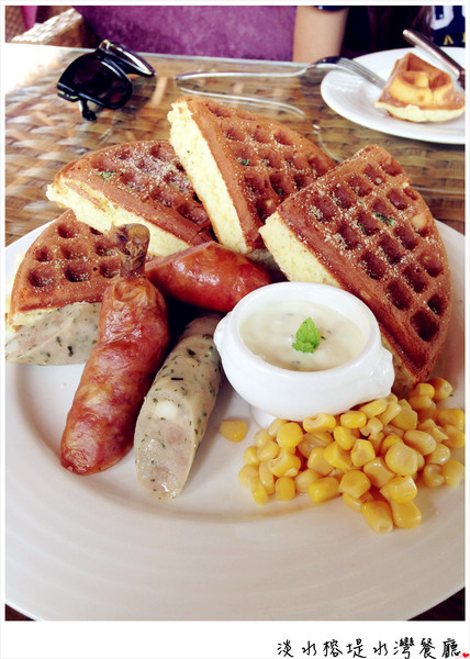 榕堤水灣餐廳:新北市►淡水榕堤水灣餐廳︱峇里島優閒下午茶