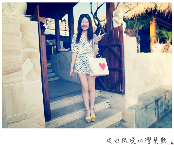 榕堤水灣餐廳:新北市►淡水榕堤水灣餐廳︱峇里島優閒下午茶