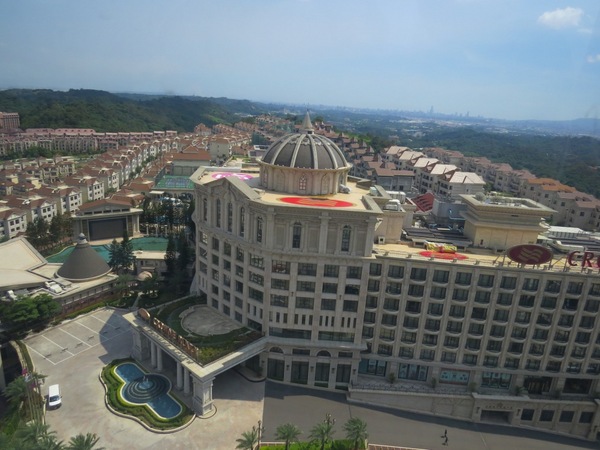 義大世界摩天輪：童話世界般的【義大世界/室內篇&摩天輪】