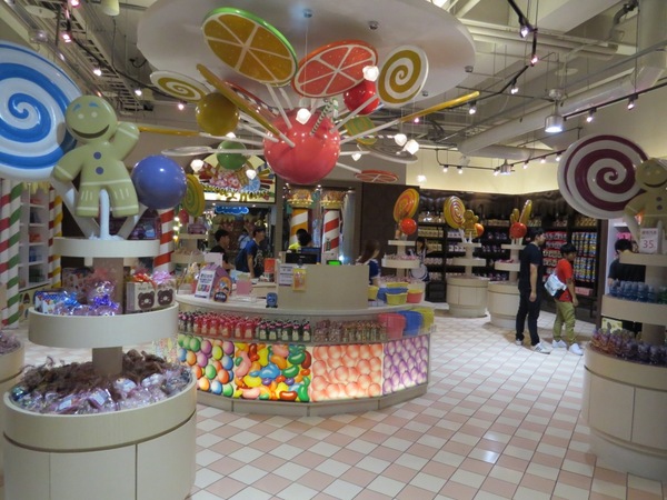 義大世界摩天輪：童話世界般的【義大世界/室內篇&摩天輪】