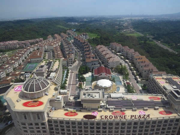 義大世界摩天輪：童話世界般的【義大世界/室內篇&摩天輪】