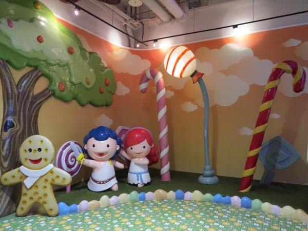 義大世界摩天輪：童話世界般的【義大世界/室內篇&摩天輪】