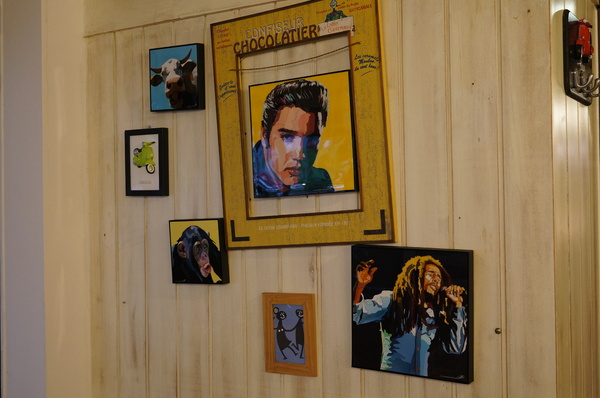 義派輕鬆：(胖樺食記)台北東區高CP值下午茶「義派輕鬆」。爆漿熔岩巧克力蛋糕加上香草冰淇淋無敵組合。