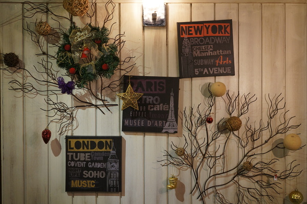 義派輕鬆：(胖樺食記)台北東區高CP值下午茶「義派輕鬆」。爆漿熔岩巧克力蛋糕加上香草冰淇淋無敵組合。