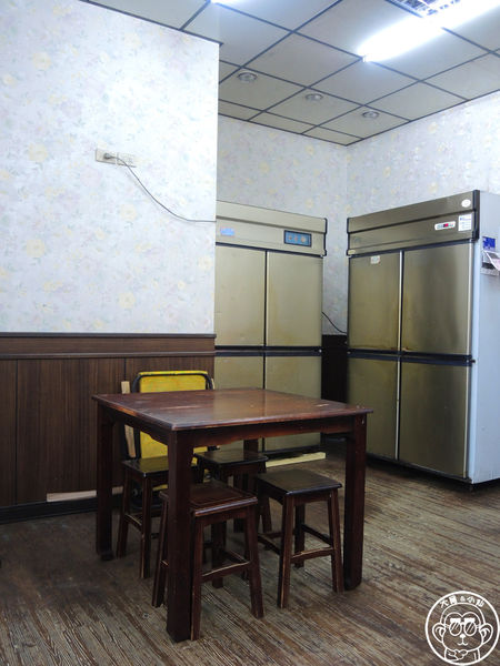 臻品牛肉麵館：呷飽祙【新北三峽･臻品牛肉麵館】休假很隨興的好吃麵店