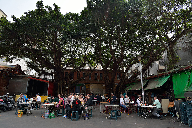 葉家肉粥:老台北中式早午餐,好吃的炸紅燒肉,慈聖宮美食,捷運大橋頭站