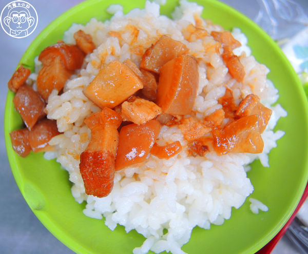 慈聖宮(Tsu-Sheng Temple)：呷飽祙【台北大同･大稻埕慈聖宮 美食廣場】必點魩仔魚炒飯+肉粥和炸物
