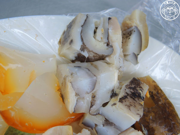 慈聖宮(Tsu-Sheng Temple)：呷飽祙【台北大同･大稻埕慈聖宮 美食廣場】必點魩仔魚炒飯+肉粥和炸物