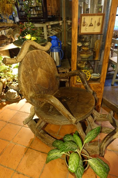 陶轤食堂:(胖樺食記) 三峽必吃美食「陶轤食堂」,以茶入菜的簡約美味佐以古色文物