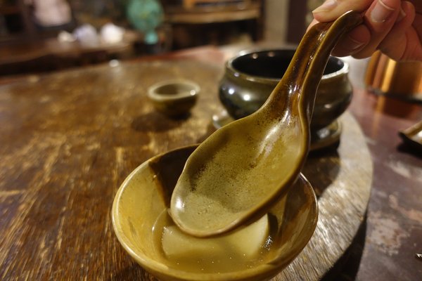 陶轤食堂:(胖樺食記) 三峽必吃美食「陶轤食堂」,以茶入菜的簡約美味佐以古色文物