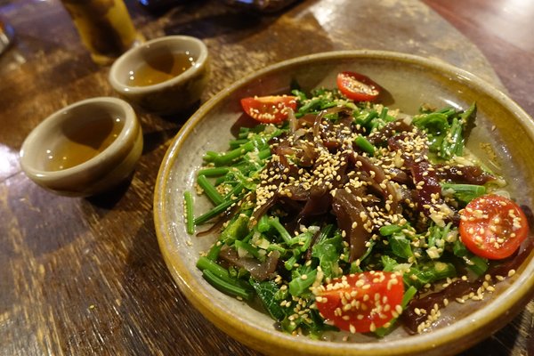 陶轤食堂:(胖樺食記) 三峽必吃美食「陶轤食堂」,以茶入菜的簡約美味佐以古色文物