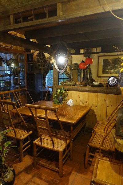 陶轤食堂:(胖樺食記) 三峽必吃美食「陶轤食堂」,以茶入菜的簡約美味佐以古色文物