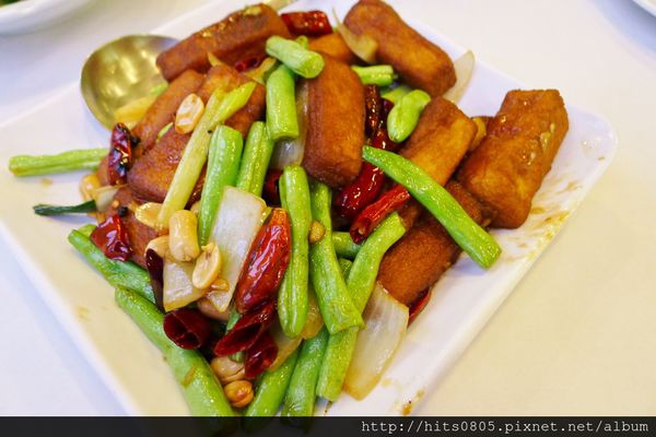 澄食：三峽-少油少鹽.強調自然原味澄食