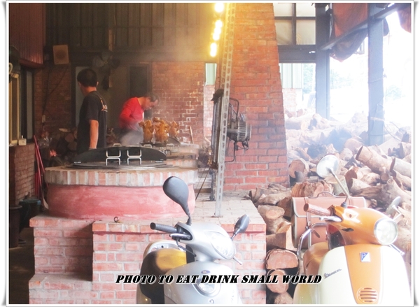 台灣磚窯雞三峽:台灣磚窯雞~~古早味雞油飯吃到飽