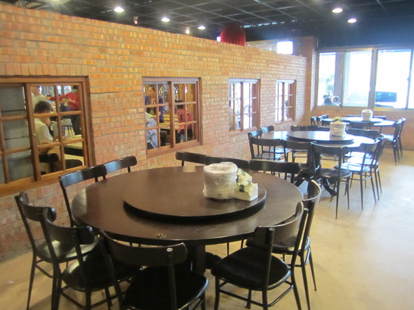 台灣磚窯雞三峽:台灣磚窯雞~~古早味雞油飯吃到飽