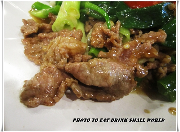 台灣磚窯雞三峽:台灣磚窯雞~~古早味雞油飯吃到飽