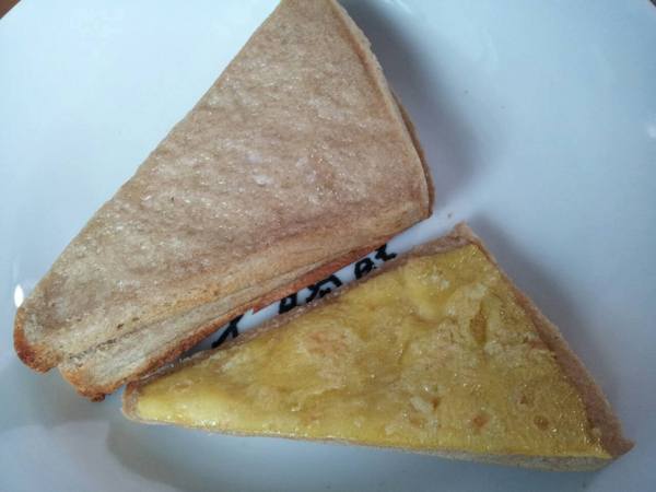 洪瑞珍三明治(中山店)：＊台中名產～洪瑞珍三明治！滿漢 原味 芝士 全麥＊