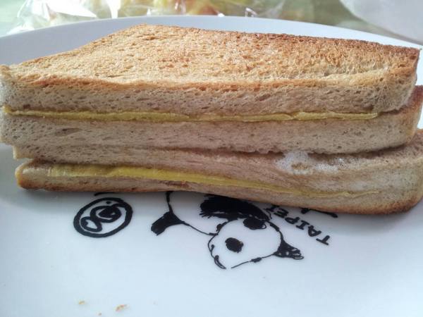 洪瑞珍三明治(中山店)：＊台中名產～洪瑞珍三明治！滿漢 原味 芝士 全麥＊