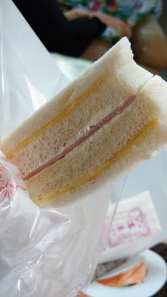 洪瑞珍三明治(中山店)：＊台中名產～洪瑞珍三明治！滿漢 原味 芝士 全麥＊