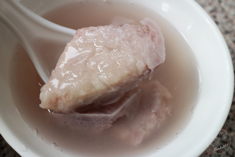 Banbi217 美食旅遊: 台中阿斗伯冷凍芋、烤吐司、綠豆湯、熱豆花、木耳蓮子湯(台中市中區美食)