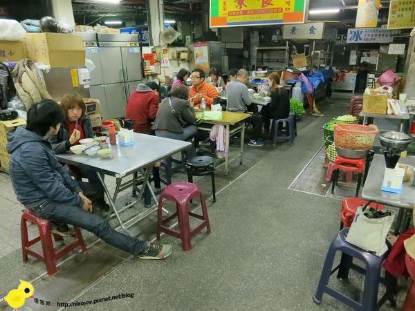 台中第二市場-聰明控肉飯vs李海控肉飯,控肉大對決-李海環境