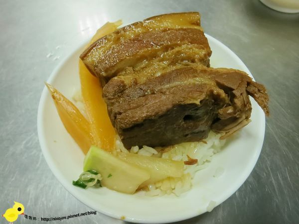 台中第二市場-聰明控肉飯vs李海控肉飯,控肉大對決-李海控肉