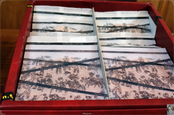 宮原眼科(Miyahara)：[台中追五月天小旅行]台中 宮原眼科~不用吃冰淇淋也讓人眼睛吃冰淇淋啊