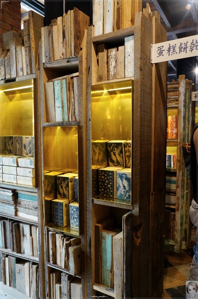 宮原眼科(Miyahara)：[台中追五月天小旅行]台中 宮原眼科~不用吃冰淇淋也讓人眼睛吃冰淇淋啊