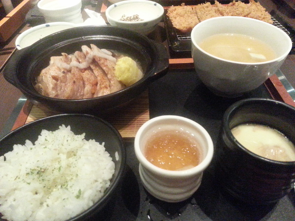 品田牧場(台中中友店)：台中中友-- 品田牧場