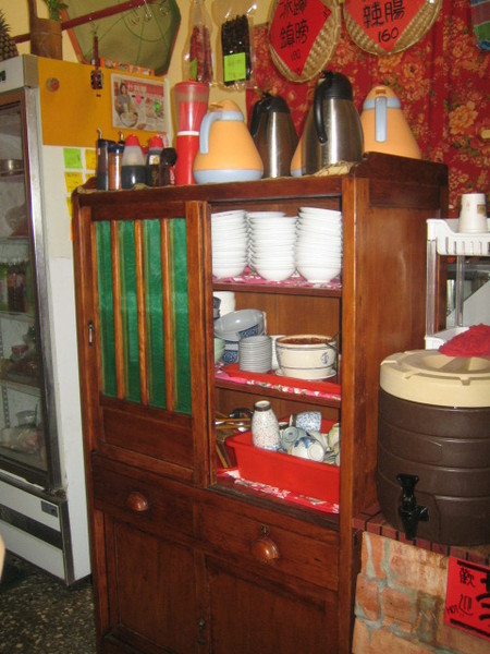 張吳記什錦麵：超大什錦麵體驗之吃了一肚子火