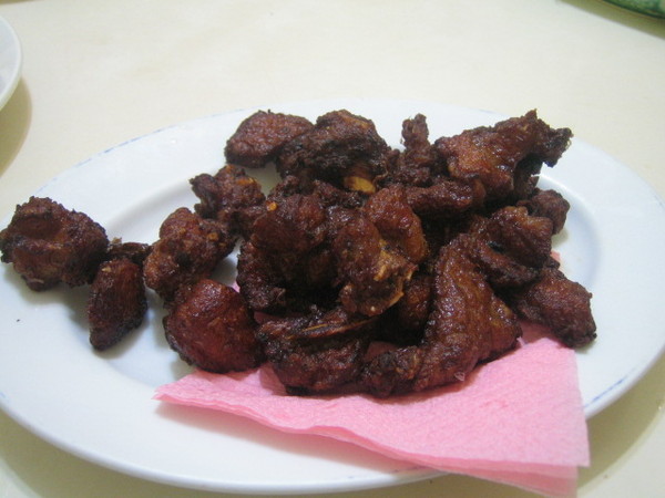 張吳記什錦麵：超大什錦麵體驗之吃了一肚子火