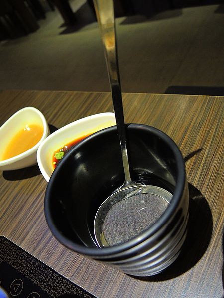 聚北海道昆布鍋(斗六家樂福店)：(食記) 斗六。聚北海道昆布鍋