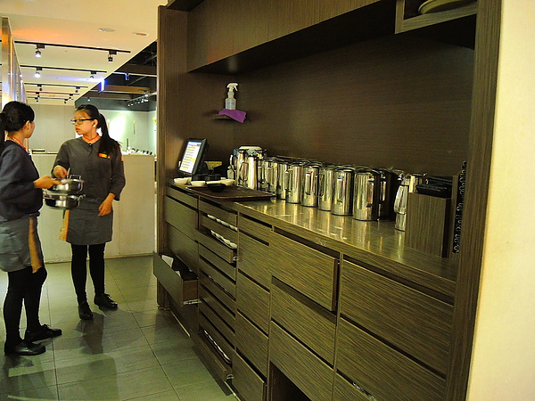 聚北海道昆布鍋(斗六家樂福店)：(食記) 斗六。聚北海道昆布鍋