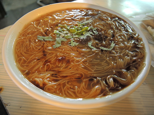 常璟紙火鍋：(食記) 常璟紙火鍋 & 龍潭路小吃