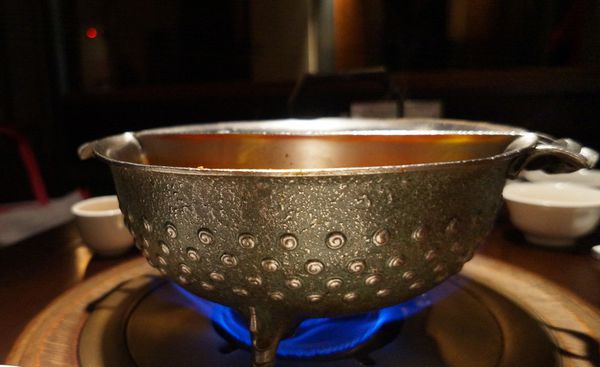 鼎王麻辣鍋(光復店):鼎王麻辣鍋-光復店 ♥ 鴛鴦鍋 ♥ 帝王蟹海鮮拼盤好彭派 ♥松山美食