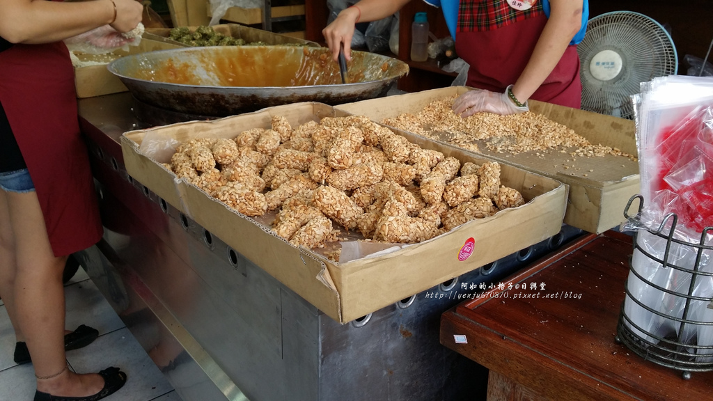 日興堂囍餅 (10).jpg