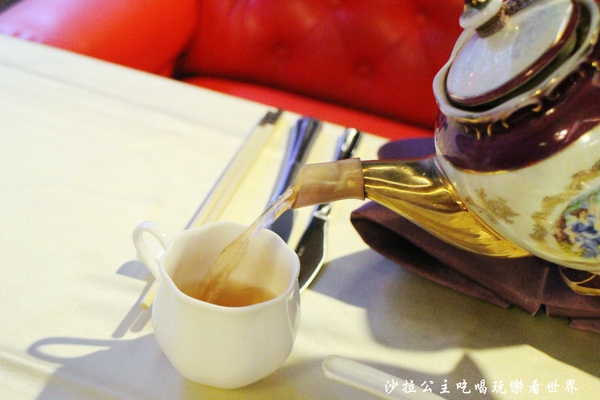 鼎極魚翅:台北魚翅餐廳 『鼎極魚翅』高貴不貴現在加碼買一再送一"捷運雙連站"