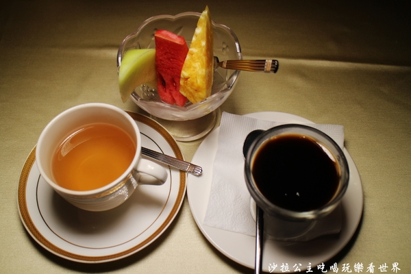 鼎極魚翅:台北魚翅餐廳 『鼎極魚翅』高貴不貴現在加碼買一再送一"捷運雙連站"