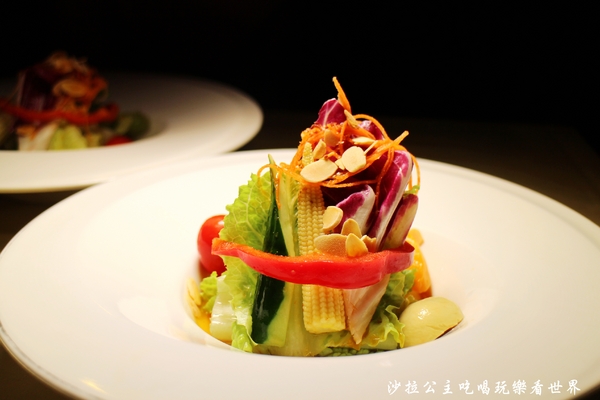 鼎極魚翅:台北魚翅餐廳 『鼎極魚翅』高貴不貴現在加碼買一再送一"捷運雙連站"