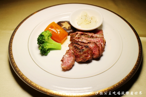 鼎極魚翅:台北魚翅餐廳 『鼎極魚翅』高貴不貴現在加碼買一再送一"捷運雙連站"