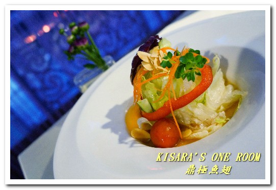 鼎極魚翅:台北魚翅餐廳.平民也能夠享受上流社會的頂級套餐──鼎極魚翅