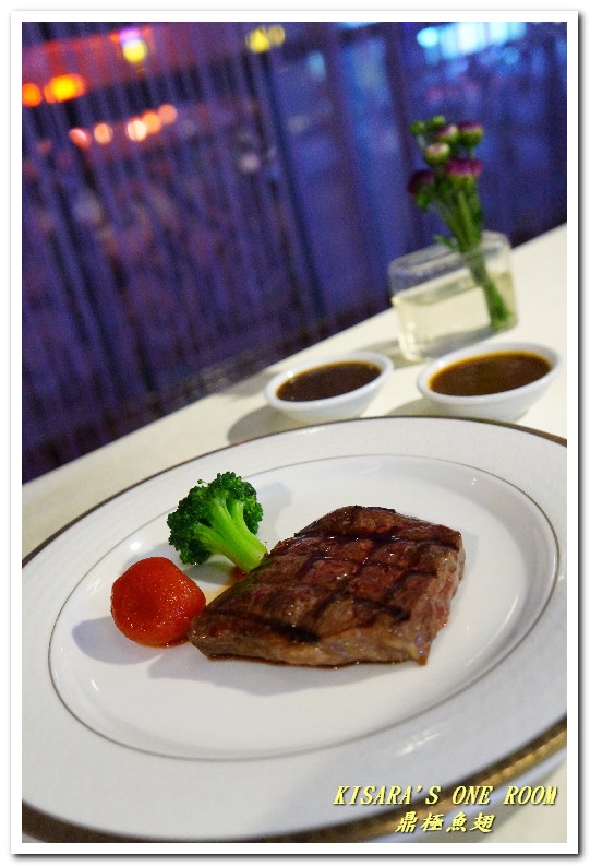 鼎極魚翅:台北魚翅餐廳.平民也能夠享受上流社會的頂級套餐──鼎極魚翅