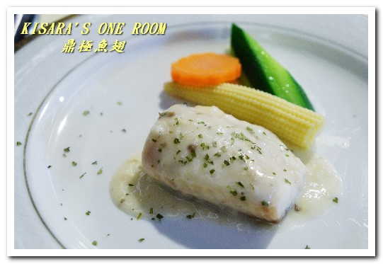 鼎極魚翅:台北魚翅餐廳.平民也能夠享受上流社會的頂級套餐──鼎極魚翅