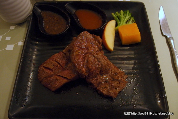 陶板屋和風創作料理(河南店):【台中逢甲】陶板屋和風創作料理(河南店)-優良的服務加上美味的餐點,節慶聚餐好去處