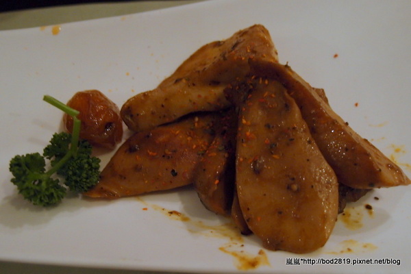 陶板屋和風創作料理(河南店):【台中逢甲】陶板屋和風創作料理(河南店)-優良的服務加上美味的餐點,節慶聚餐好去處