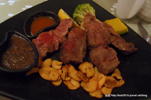 陶板屋和風創作料理(河南店):【台中逢甲】陶板屋和風創作料理(河南店)-優良的服務加上美味的餐點,節慶聚餐好去處