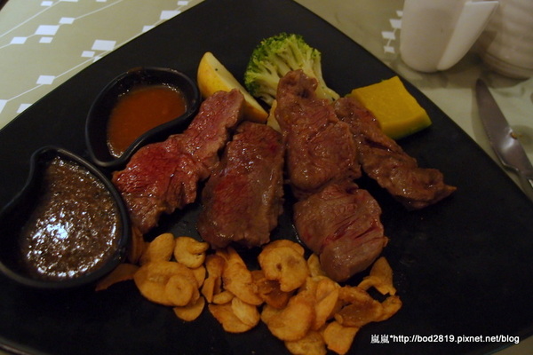 陶板屋和風創作料理(河南店):【台中逢甲】陶板屋和風創作料理(河南店)-優良的服務加上美味的餐點,節慶聚餐好去處