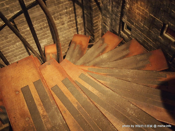 法義風味人文餐廳:【食記】歐風古堡覓食趣?口感獨特的豬腳 @ 台中西區-法義風味人文餐廳-The People Cafe